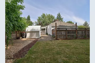 1035 NE Ford St, McMinnville, OR 97128 - Photo 37