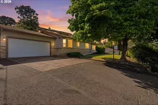 429 Stoneway Dr NW, Salem, OR 97304 - Photo 3