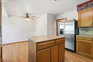 429 Stoneway Dr NW, Salem, OR 97304 - Photo 17