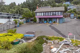 318 N Hwy 101, Depoe Bay, OR 97341 - Photo 3