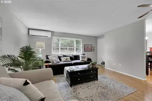 1435 W Harrison Ave, Cottage Grove, OR 97424 - Photo 9