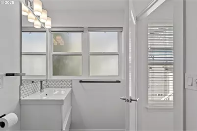 2813 SE Hawthorne Blvd #5, Portland, OR 97214 - Photo 23