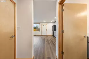 5275 Forest Ln, Eugene, OR 97402 - Photo 15