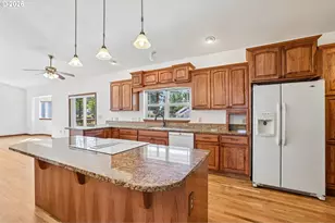9264 Glory Ct NE, Salem, OR 97305 - Photo 11