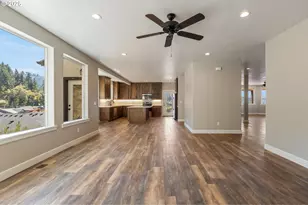 662 Brooks Loop, Sutherlin, OR 97479 - Photo 9