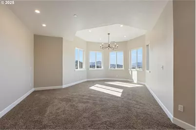 662 Brooks Loop, Sutherlin, OR 97479 - Photo 19