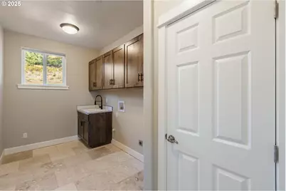 662 Brooks Loop, Sutherlin, OR 97479 - Photo 35