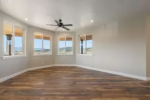 662 Brooks Loop, Sutherlin, OR 97479 - Photo 5