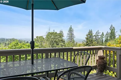 2749 Suncrest Ave, Eugene, OR 97405 - Photo 13