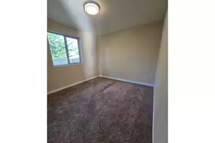 5137 Grange Rd, Roseburg, OR 97471 - Photo 9
