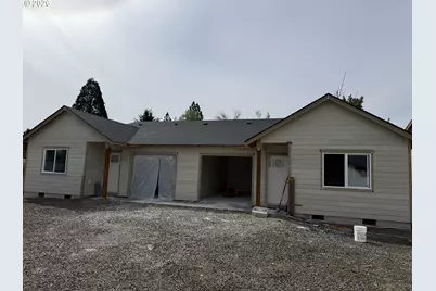 1185 37th Ct, Sweet Home, OR 97386 - Photo 1