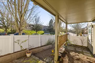 2754 NW Kennedy Ct, Portland, OR 97229 - Photo 33