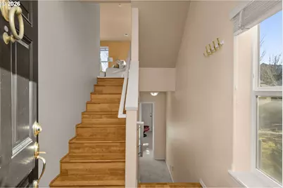 2754 NW Kennedy Ct, Portland, OR 97229 - Photo 5