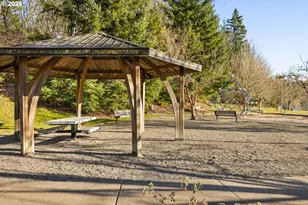 2754 NW Kennedy Ct, Portland, OR 97229 - Photo 35