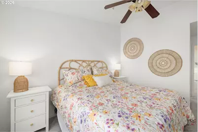 2754 NW Kennedy Ct, Portland, OR 97229 - Photo 23