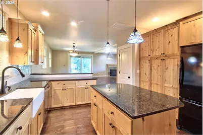 957 SW Fellows St, McMinnville, OR 97128 - Photo 13