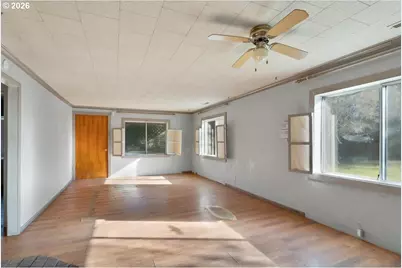 39388 River Dr, Lebanon, OR 97355 - Photo 23