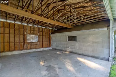 39388 River Dr, Lebanon, OR 97355 - Photo 11