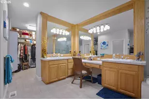 4728 Cambridge Ct, Lake Oswego, OR 97035 - Photo 23