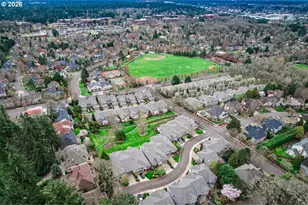 4728 Cambridge Ct, Lake Oswego, OR 97035 - Photo 37