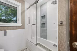 7645 SW 84th Ave, Portland, OR 97223 - Photo 21