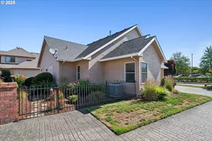 2787 Hazelnut Dr, Woodburn, OR 97071 - Photo 37