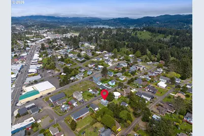 1610 NE 13th St, Lincoln City, OR 97367 - Photo 45