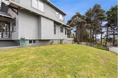 1610 NE 13th St, Lincoln City, OR 97367 - Photo 37