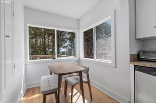 1610 NE 13th St, Lincoln City, OR 97367 - Photo 15