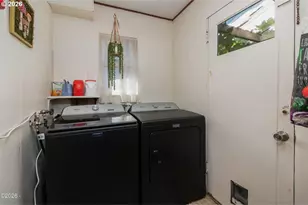 1822 SE 2nd St, Lincoln City, OR 97367 - Photo 17