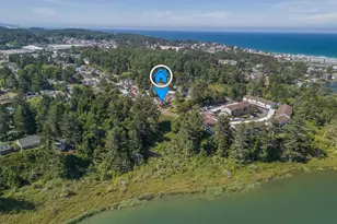 1822 SE 2nd St, Lincoln City, OR 97367 - Photo 27