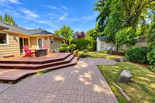 960 NE 108th Ave, Portland, OR 97220 - Photo 25