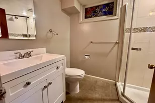 960 NE 108th Ave, Portland, OR 97220 - Photo 25