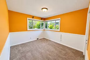 960 NE 108th Ave, Portland, OR 97220 - Photo 17