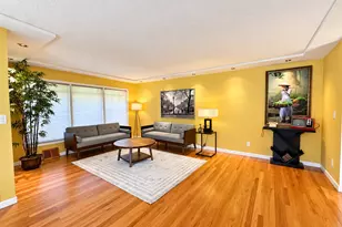 960 NE 108th Ave, Portland, OR 97220 - Photo 3