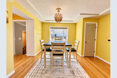 960 NE 108th Ave, Portland, OR 97220 - Photo 7