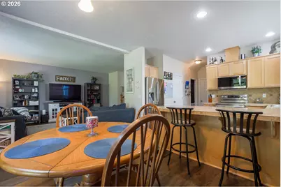 304 S 32nd Pl, Ridgefield, WA 98642 - Photo 11