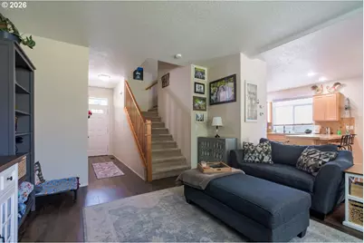 304 S 32nd Pl, Ridgefield, WA 98642 - Photo 7