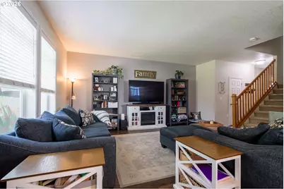 304 S 32nd Pl, Ridgefield, WA 98642 - Photo 9