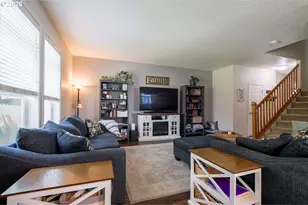 304 S 32nd Pl, Ridgefield, WA 98642 - Photo 9