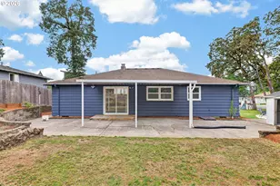 730 E Clarendon St, Gladstone, OR 97027 - Photo 17
