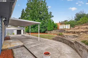 730 E Clarendon St, Gladstone, OR 97027 - Photo 21