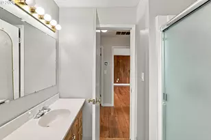 730 E Clarendon St, Gladstone, OR 97027 - Photo 15