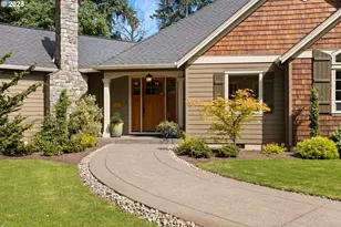 31678 SW Isle Way Ln, West Linn, OR 97068 - Photo 9