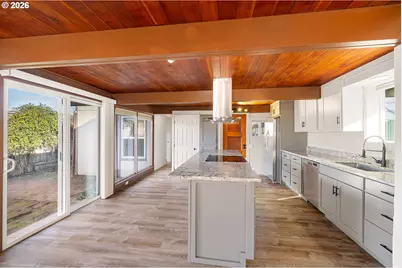 3025 Bailey Ln, Eugene, OR 97401 - Photo 9