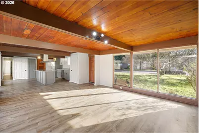 3025 Bailey Ln, Eugene, OR 97401 - Photo 11