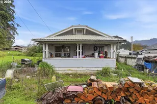 480 Poplar St, Powers, OR 97466 - Photo 13