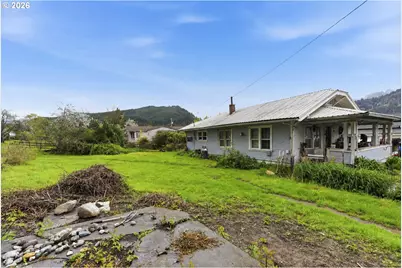 480 Poplar St, Powers, OR 97466 - Photo 3