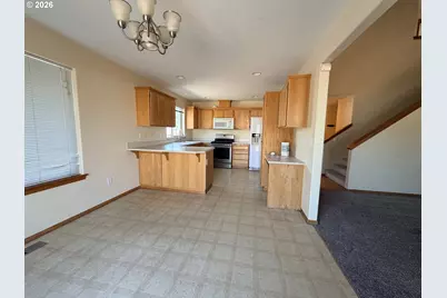 187 NE 11th Pl, Hermiston, OR 97838 - Photo 9