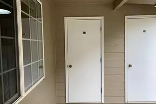 1150 Hemlock St E, Florence, OR 97439 - Photo 3